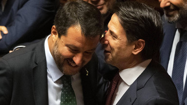 Co po dymisji włoskiego premiera? Cztery drogi wyjścia z kryzysu