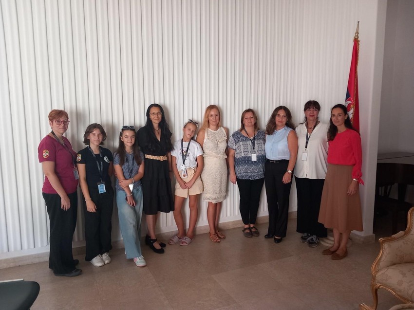 Predstavnici Srbije na Hippo takmičenju u poznavanju engleskog jezika