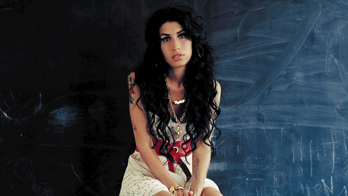 "Back to Black", nowy dokument poświęcony Amy Winehouse, który zostanie wydany na DVD 2 listopada, zawiera nagranie niepublikowanego do tej pory prywatnego koncertu artystki z 2008 roku.