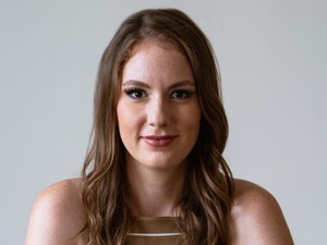 „A szexualitás jó dolog, azért van, hogy boldogabbak legyünk” - Interjú Kacsur Adrienn-nel, a Szexpert írónőjével