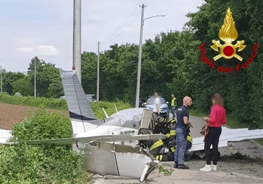 Avion sleteo na ulicu kod Padove