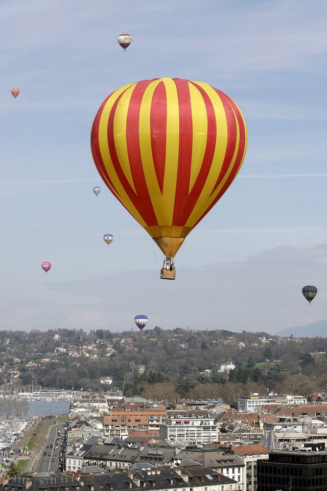 SZWAJCARIA FESTIWAL BALONÓW NA GORĄCE POWIETRZE