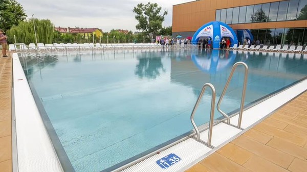 Obiekt przy ul. Wilanowskiej. Dwa kolejne będą wyglądać podobnie. 