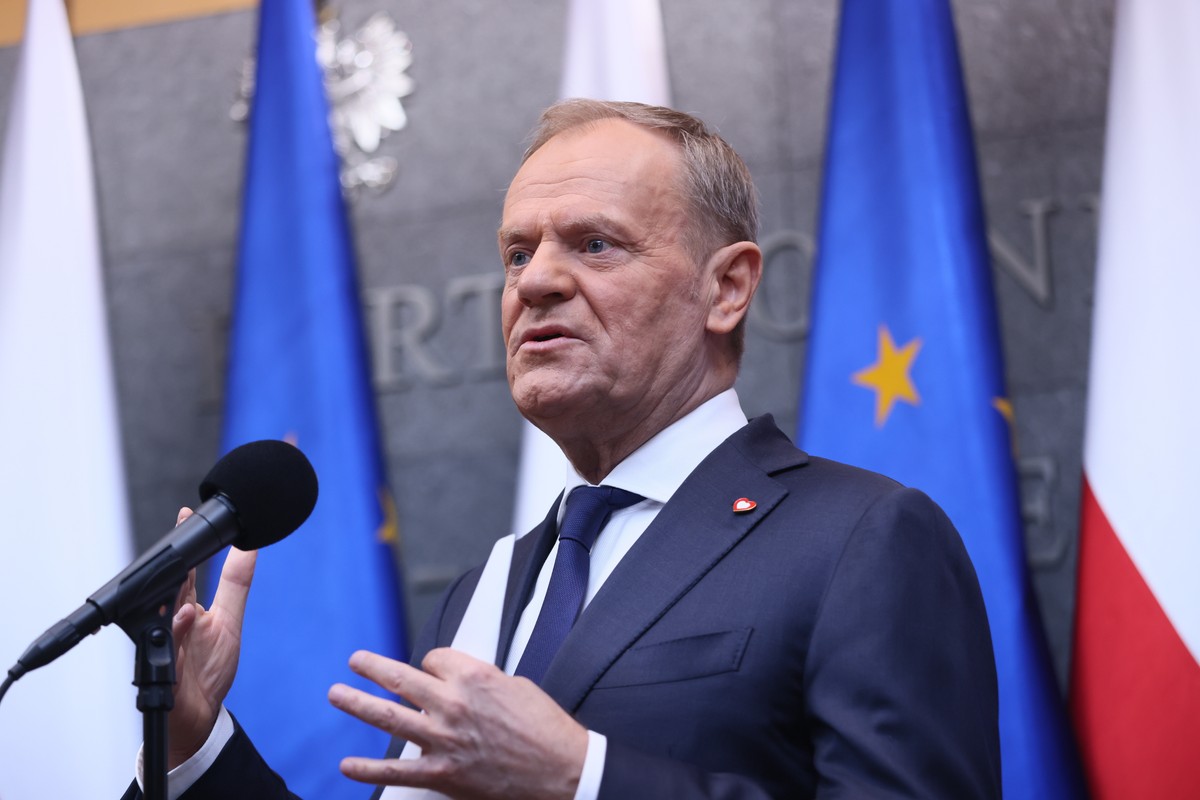 Donald Tusk ostro krytykuje PiS i Konfederację