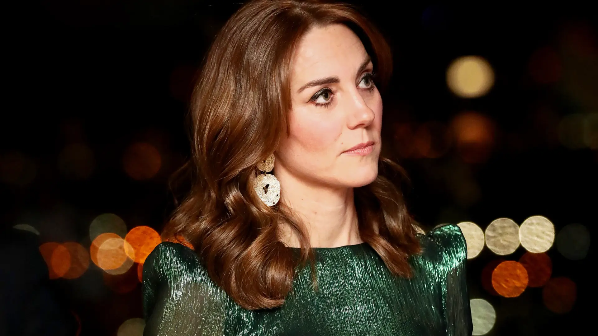 Kate Middleton w kolczykach za 30 złotych. Księżna znowu zachwyciła