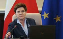 Nieoficjalnie: Rząd w środę nie odpowie Komisji Europejskiej na opinię w sprawie praworządności
