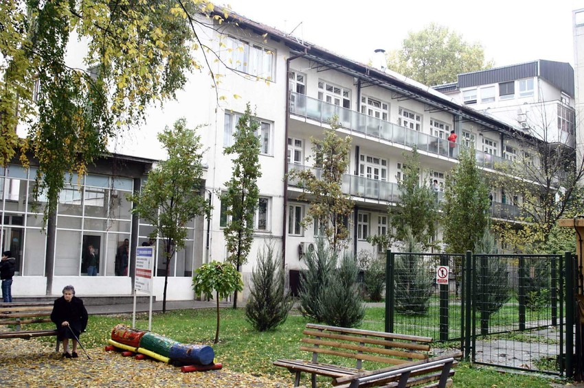 Dečja bolnica obećala da će ustupiti salu kada u pomoć dođe doktorka iz Amerike