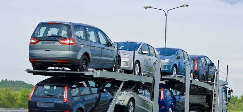 Chcesz samochód używany? Te auta są hitem, ale liczba ofert spada