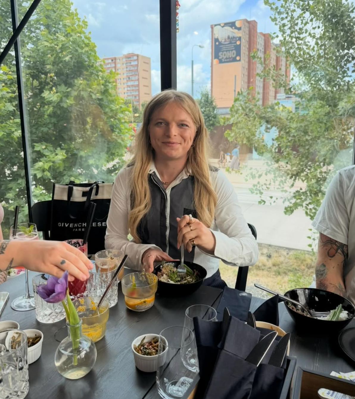 Americká influencerka Gwen McMullen na zábere zo Slovenska.