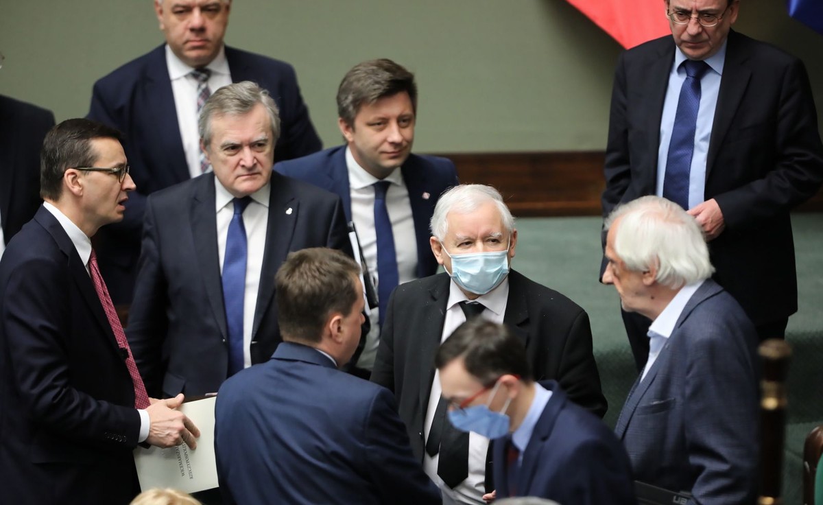 Müller: W tej chwili nie ma zapowiadanych żadnych zmian w rządzie