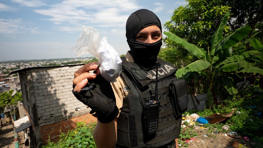 Čak i kad policija uhvati kriminalce i zapleni drogu, ona se žali da korupcija u pravosudnom sistemu sprečava pravu promenu | Foto: Lee Durant/BBC