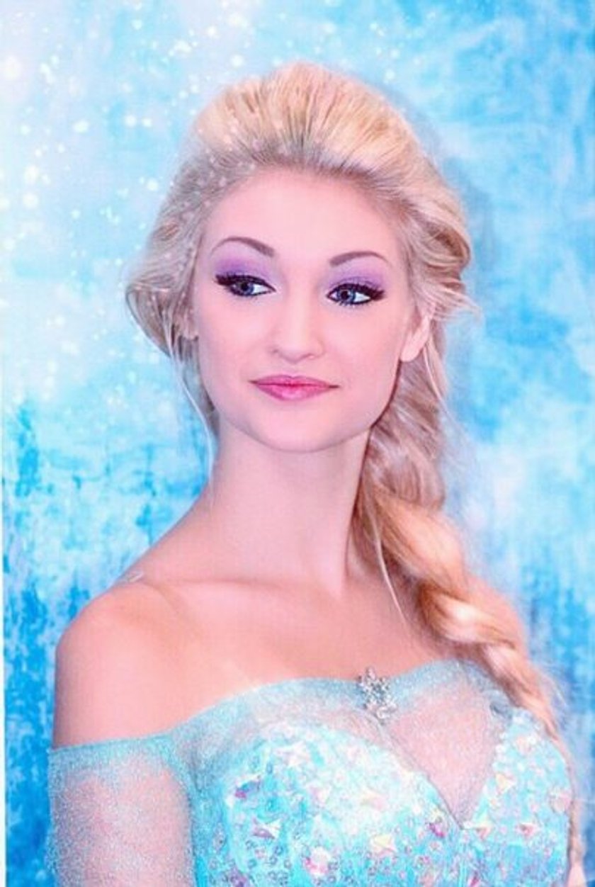 Anna Faith Carlson jako Elsa z "Krainy Lodu"