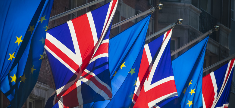 Raport: brytyjska gospodarka cofnie się o 10 lat w każdym scenariuszu Brexitu