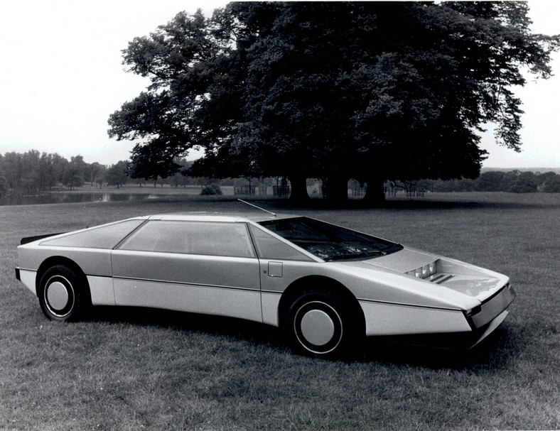 Aston Martin Bulldog (1980 r.)