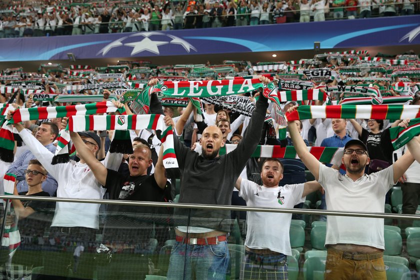 Legia zwróci fanom za bilety, ale...