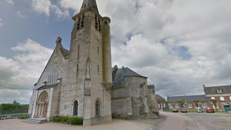 Prawie 20 osób trafiło do szpitala, po tym jak doszło do zbiorowego zatrucia tlenkiem węgla w kościele we francuskim Carlepont. Władze miasta natychmiast zarządziły zamknięcie świątyni - podaje lokalna gazeta "Courier Picard".