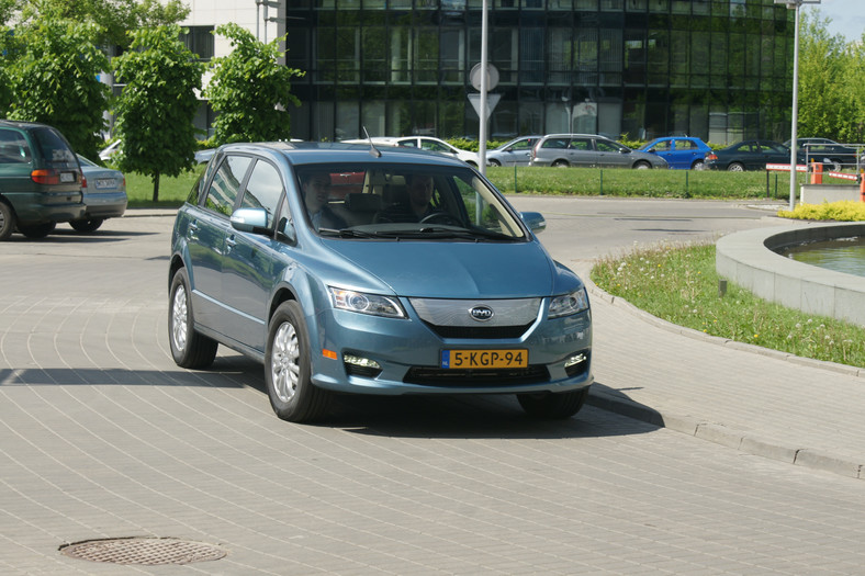 BYD e6