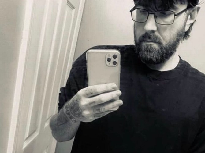 "Imam mikropenis, decenijama čekam da poraste, a on ni da mrdne"