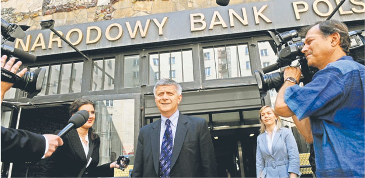 Współpracownicy prezesa Marka Belki nieoficjalnie mówią, że czyszczą bank centralny z ludzi powiązanych z PiS Fot. Adam Chełstowski/Forum