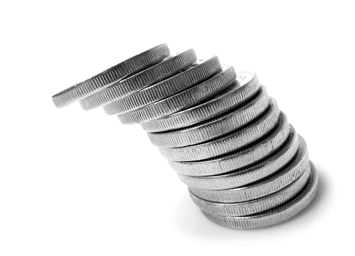 Jak poinformowała PAIiIZ, w 2008 r. bezpośrednie inwestycje zagraniczne w Polsce wyniosły 10,8 mld euro i były o prawie 42 proc. niższe niż w 2007 r., kiedy wyniosły 17,2 mld euro.