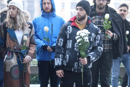 2RPk9kpTURBXy9iMGYwODVlMjYyNGY0Zjc0MDMwZDUyZmNmYTA3NTQ4Ni5qcGeRkwLNAcIA3gACoTAFoTEC "I pored ove presude NIKO NE SNOSI ODGOVORNOST za ubistvo devetoro dece" Prva reakcija majke Ane Božović: "Ovo je moglo da se spreči!"