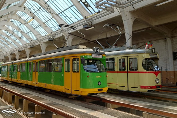 "Helmut" w oryginalnym poznańskim malowaniu trafił do historycznej zajezdni Am Steinberg w Düsseldorffie w Niemczech fot. MPK Poznań 