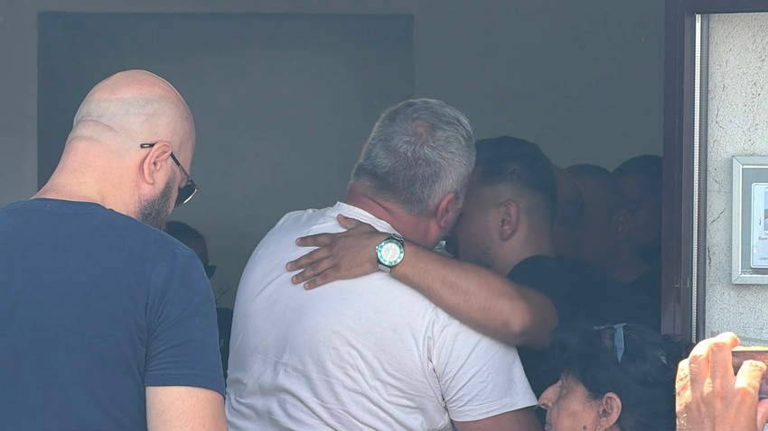 Miki Đuričić na sahrani Borinog oca