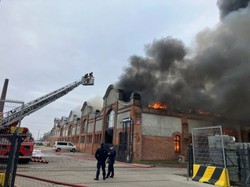 Gigantyczny pożar w Gdańsku. Płonie zabytkowy budynek