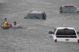 The world's largest mutual fund provider is pushing companies to disclose how climate change could hurt their business