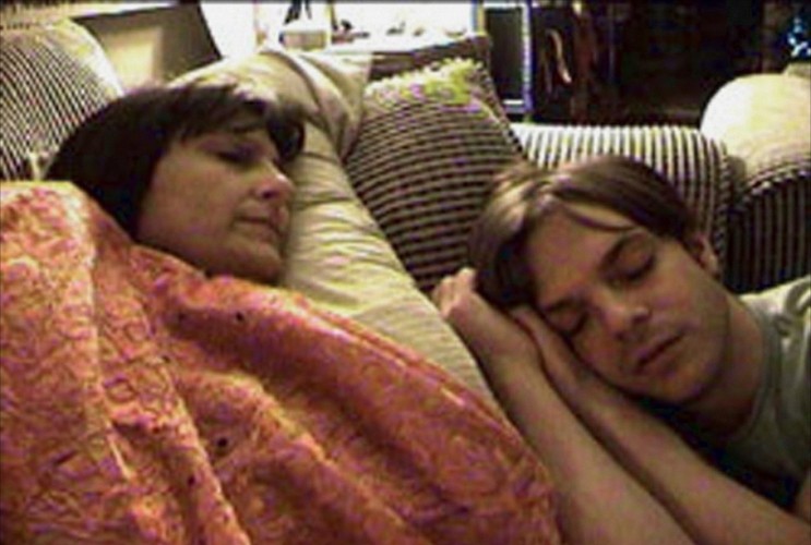 Ten autobiograficzny film opowiada o 19 latach życia jego reżysera, Jonathana Caouette. Nakręcony za pomocą amatorskich środków film zawiera fragmenty autentycznych nagrań z intymnych wydarzeń z życia bohatera. Film kosztował niewiele, spotkał się jednak z ciepłym odbiorem krytyków i publiczności. Jego „wskaźnik zyskowności” wynosi 1301, co oznacza, że obraz zarobił ponad 1300 razy więcej niż kosztował. Na zdj. kadr z filmu 'Tarnation'