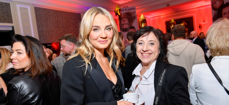 Grają razem w "Przyjaciółkach". Małgorzata Socha ocenia Agnieszkę Sienkiewicz: Jest...