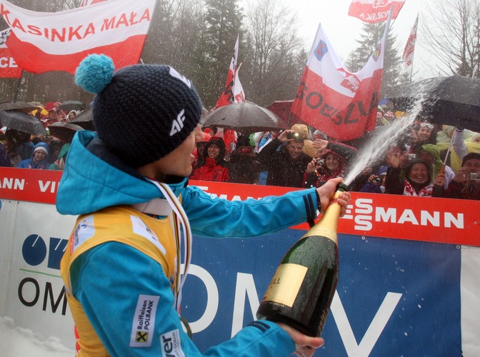 Kamil Stoch razem z żoną cieszył się ze zdobycia Kryształowej Kuli