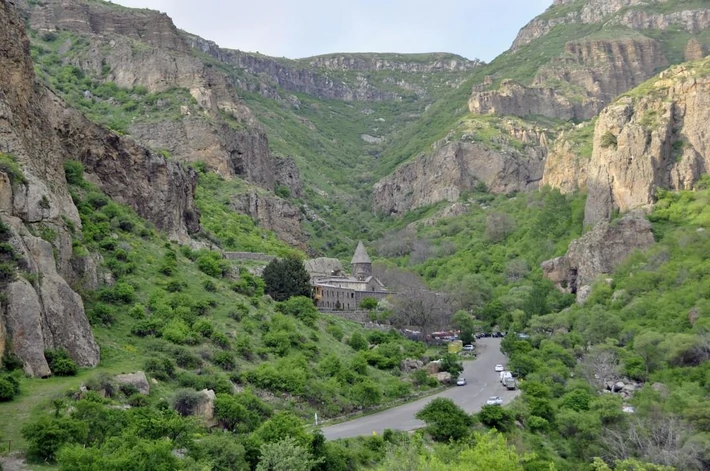 Garni i Gegard, Armenia