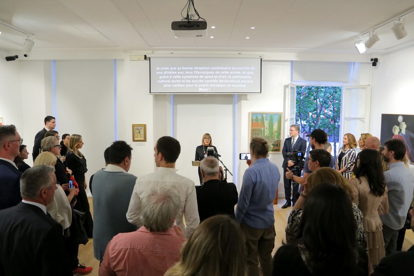 Sa otvaranja izložbe u Parizu