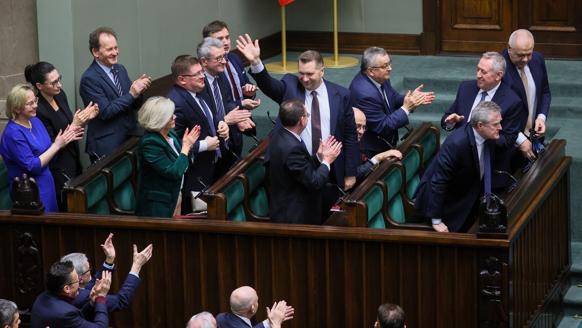 Obrady Sejmu. Przemysław Czarnek pozostanie ministrem edukacji