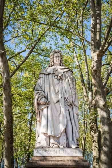 Pomnik Monteskiusza w Bordeaux
