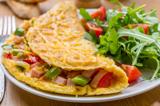 Jak zrobić omlet francuski? Instrukcja krok po kroku
