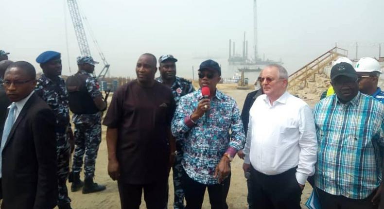 Obiano impressed by pace of work on 2nd Niger Bridge, lauds Federal Government