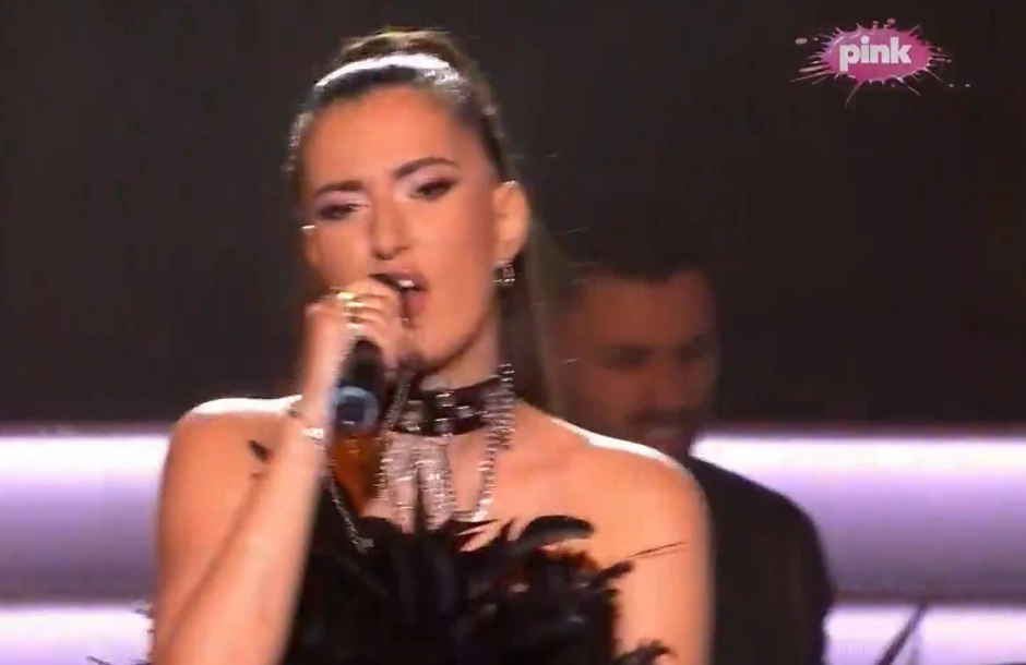 Julija u Zvezdama Granda