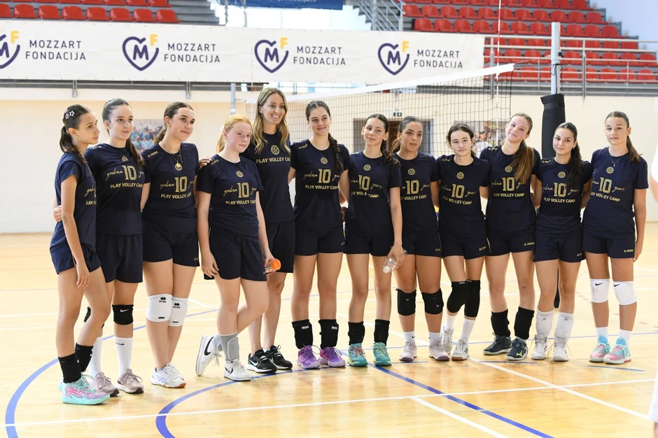 Mališani trenirali sa idolima