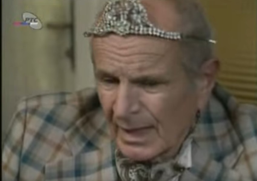 Bata Paskaljević u seriji "Srećni ljudi" kao Veselin Veličković