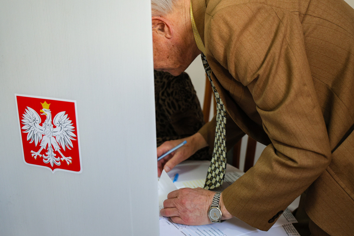 Zagraniczne media o wyborach w Polsce. Każdy widzi zwycięzcę, gdzie chce