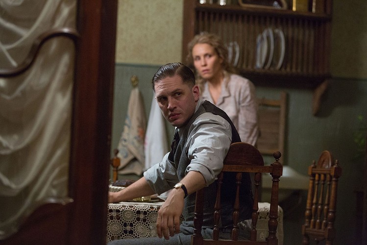 Noomi Rapace i Tom Hardy w filmie 'System'