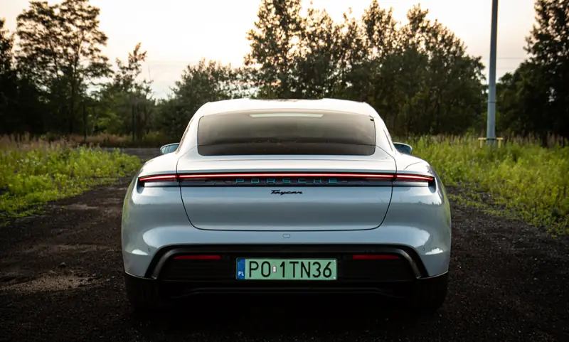 Testujemy elektryczne Porsche Taycan