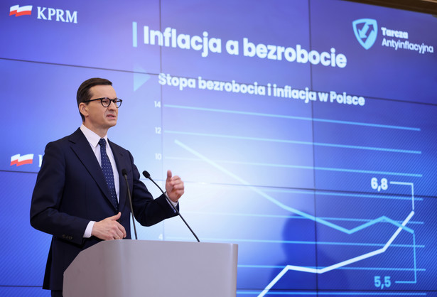 Warszawa, 25.11.2021. Premier Mateusz Morawiecki podczas konferencji prasowej w KPRM, 25 bm. (sko) PAP/Leszek Szymański