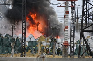 Rosja zaatakowała infrastrukturę energetyczną Ukrainy w trzech obwodach