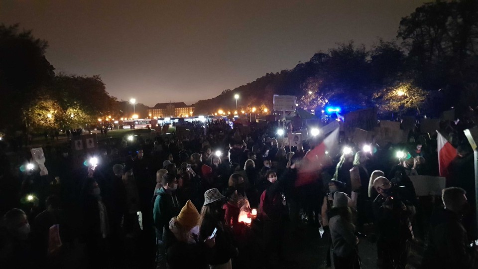 Protest w Szczecinie po ogłoszeniu wyroku TK. Dzień dziewiąty