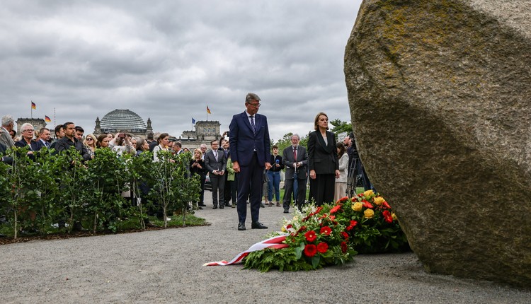 W Berlinie uczczono polskie ofiary II wojny światowej. Odsłonięto specjalny pomnik