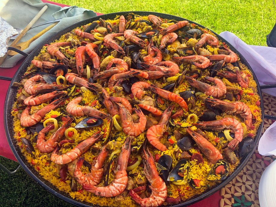 Paella z owocami morza