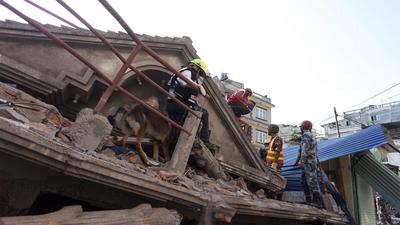 trzęsienie ziemi Nepal drugie